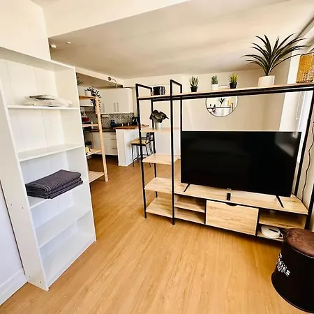 Apartment Cosy Saint-denis 2 Personnes